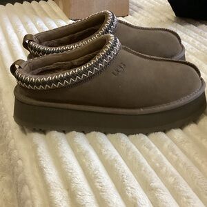 UGG Brown Mules with Zigzag Trim
